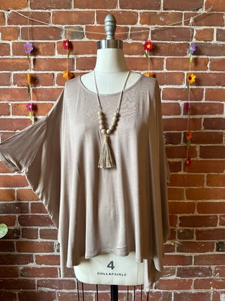 Mountain Girl Basic Bamboo Flowy Top -Mocha