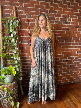 Delphia Recycled Sari Dress w/ Pockets