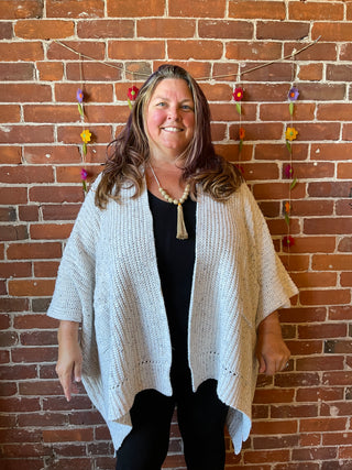Oatmeal+Cream Chunky Knit Soft Poncho With Pockets