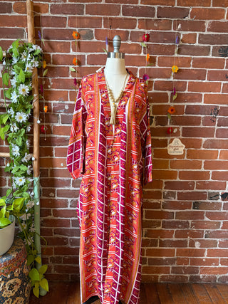 Summer Dreams 100% Sari Silk Robe Kimono w/ Pockets + Belt - Fair Trade Made