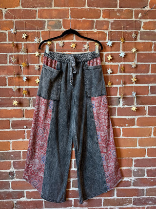 Bohemian Autumn Days Bandana Patchwork Print Lounge Pants - Charcoal