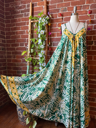 Delphia Recycled Sari Dress w/ Pockets
