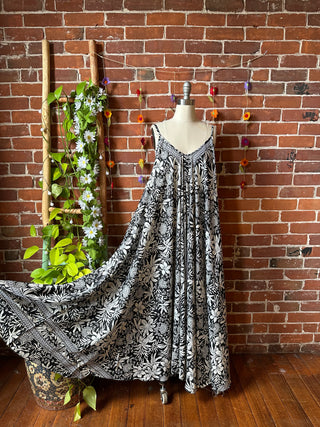 Delphia Recycled Sari Dress w/ Pockets