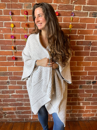 Oatmeal+Cream Chunky Knit Soft Poncho With Pockets