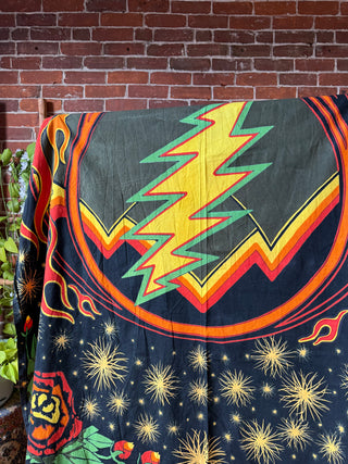 Second Hand Finds XL 100% Cotton Grateful Dead Tapestry / Wall Hanging / Bedspread