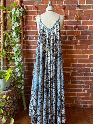 Delphia Recycled Sari Dress w/ Pockets