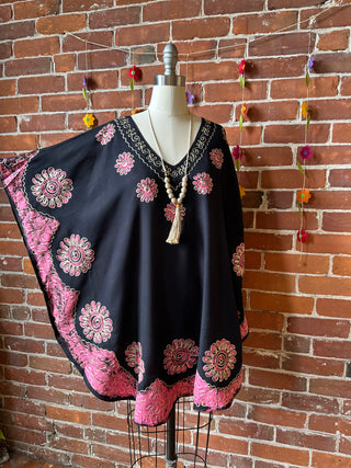 Artemis Batik Long Tunic Top - Black/Pink