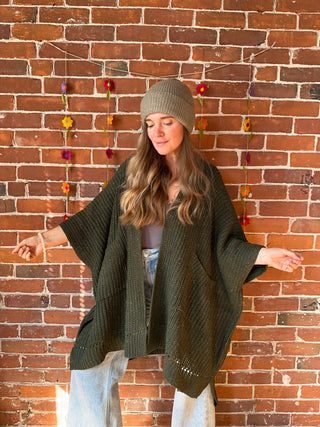 Moss Green Chunky Knit Soft Poncho With Pockets