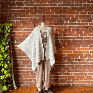 Oatmeal+Cream Chunky Knit Soft Poncho With Pockets