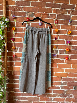 Bohemian Spring Days Bandana Patchwork Print Lounge Pants - Stone Gray