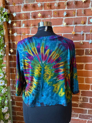 Dark Side of the Moon Teal Cropped Tie Dye Tee