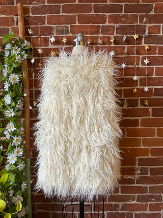 Second Hand Finds - Size XL Faux Fur Boho Vest with Pockets - would be great for a Janis Joplin costume!