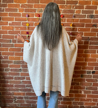 Oatmeal+Cream Chunky Knit Soft Poncho With Pockets