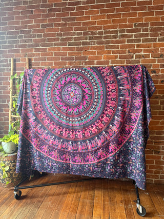 XL 100% Cotton Purple Mandala Tapestry / Wall Hanging / Bedspread