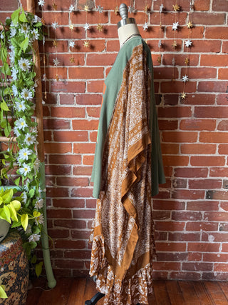 Billy Strings Inspired Hybrid Flowy Paisley Hi Lo Top