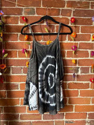 Zen Spiral Tie Dye Grey Top