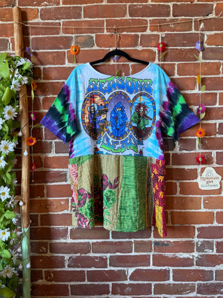 OOAK Autumn Collection - Upcycled Grateful Dead Inspired Kantha Hybrid T-Shirt with Side Pockets