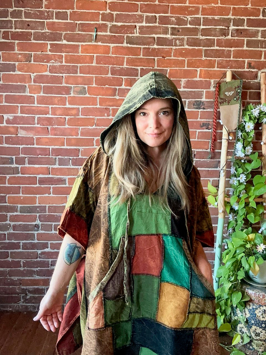 Free Size. Fireside Patchwork Poncho Hoodie Item: 1158