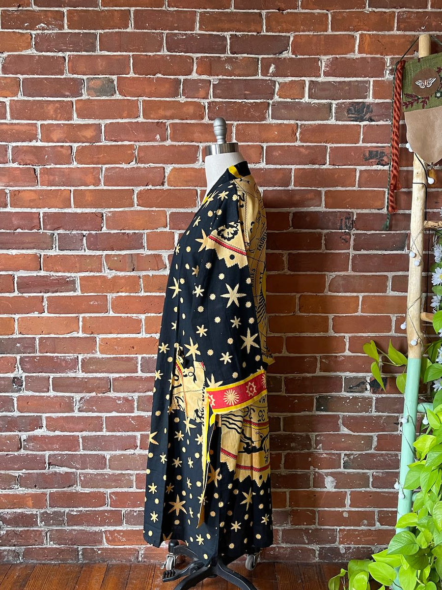 Free Size. Fits  up to XXL. Zodiac Sign Long Tapestry Robe Kimono w/ Pockets + Belt Item: 1181