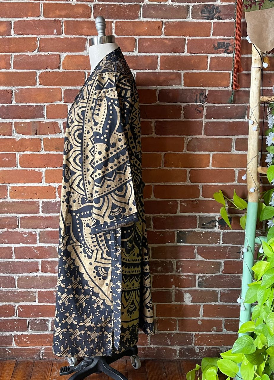 Free Size up to XXL Black + Gold Mandala Long Tapestry Robe Kimono w/ Pockets + Belt Item: 1190