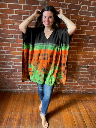 Free Size Raven Tie Dye Poncho Top