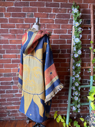 Size Large Sun + Moon Fringe Tapestry Hooded Kimono